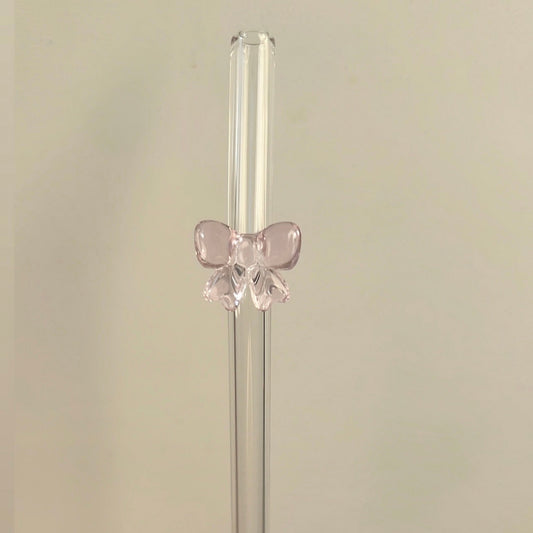 paille en verre avec noeud rose Bmatcha
